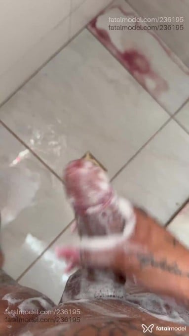 Acompanhante travesti com cabelo colorido de olhos castanhos em Rondonópolis - Bianca Ribeiro