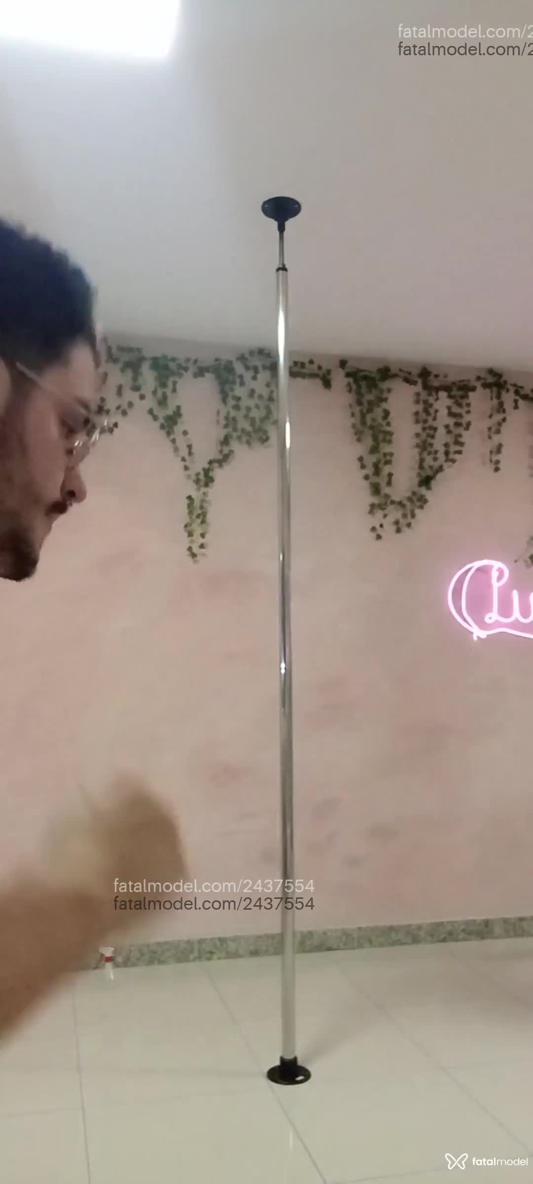 Acompanhante homem com cabelo castanho de olhos mel em Belo Horizonte - Rose