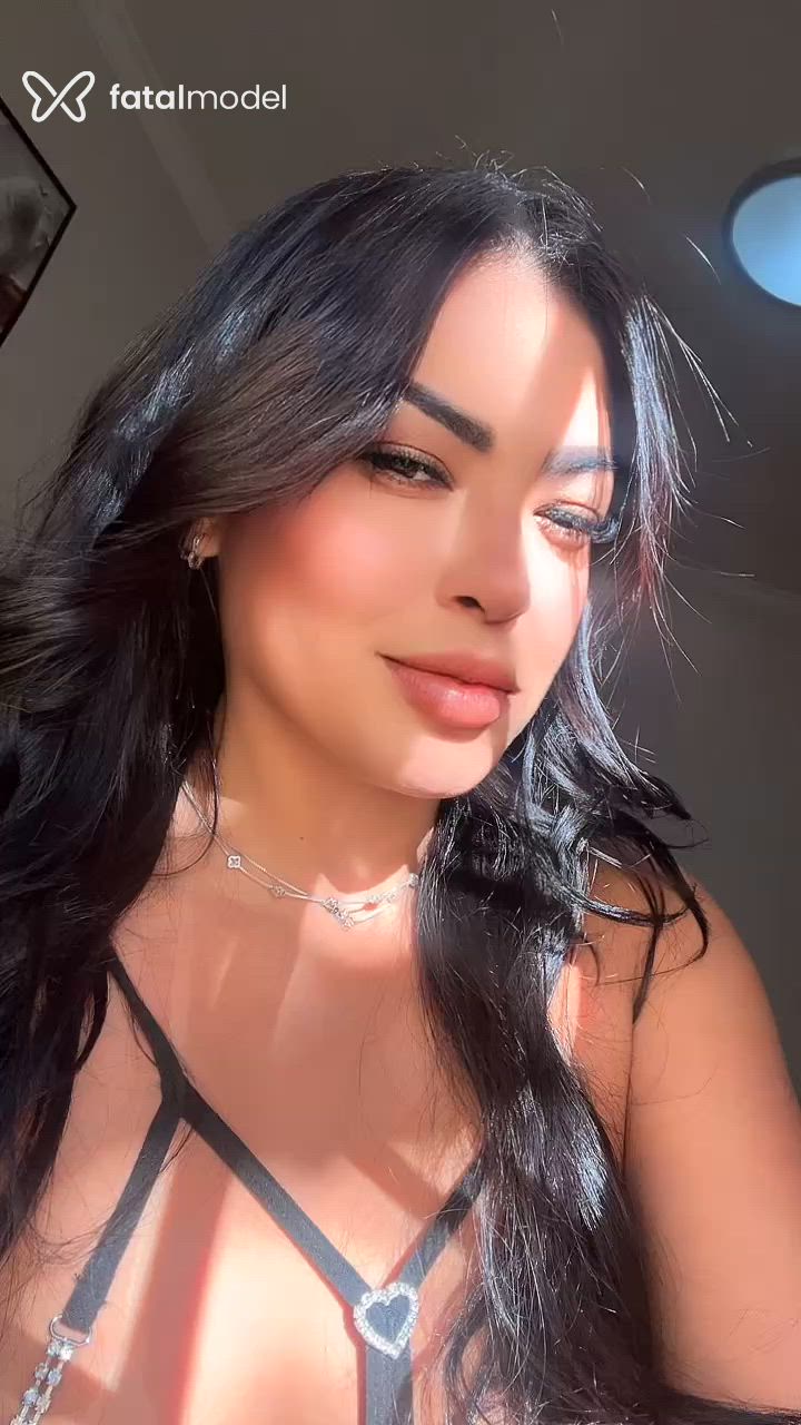 Acompanhante mulher morena (o) de olhos castanhos em Mogi Guaçu Acompanhante mulher morena (o) de olhos castanhos em Mogi Guaçu - Mayaa Baroni