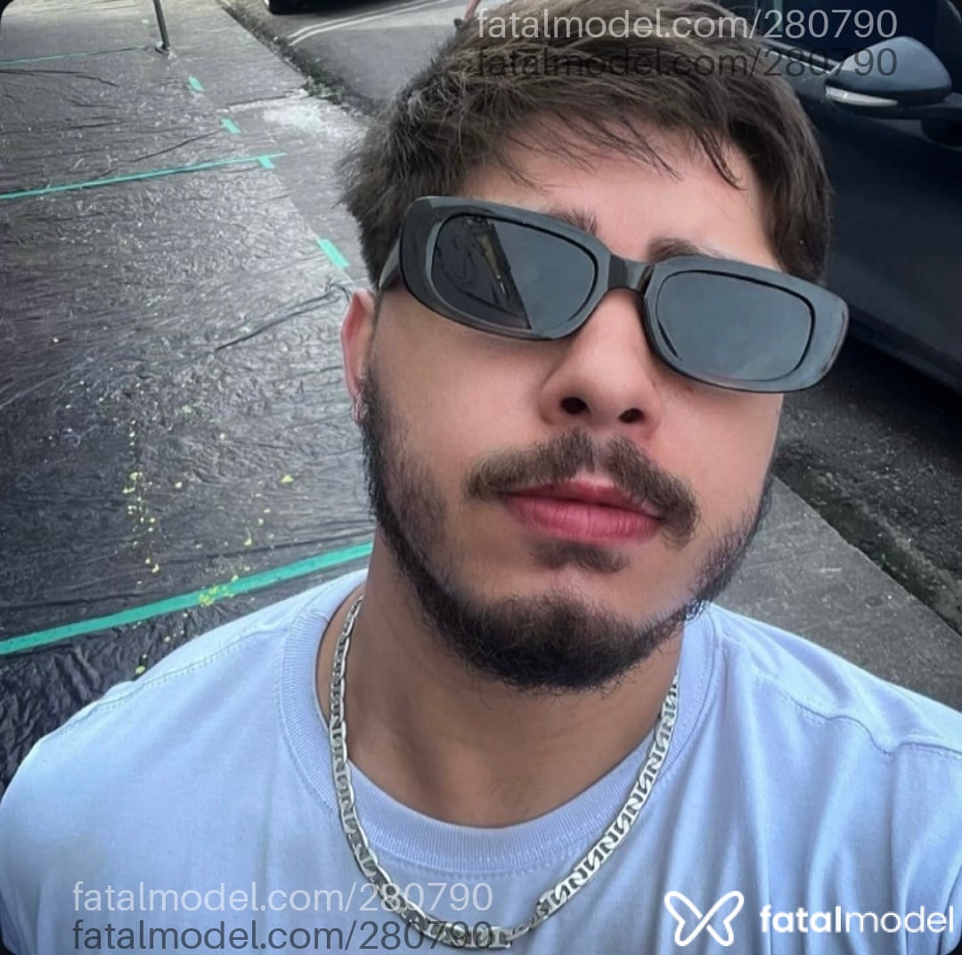 Acompanhante homem loira (o) de olhos verdes - Gaell