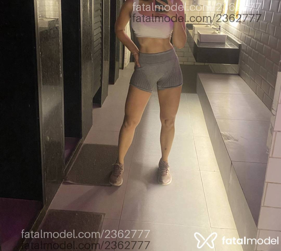 Acompanhante mulher morena (o) de olhos castanhos em Virtual - Aurora