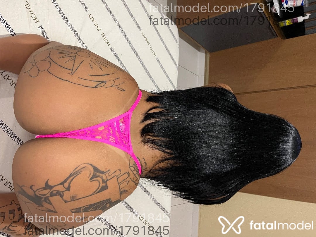 Acompanhante mulher morena (o) de olhos castanhos em São Paulo - Maya