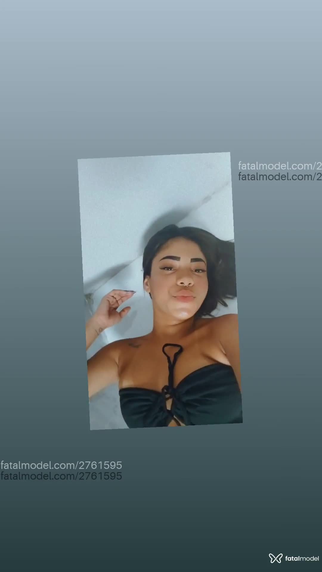 Acompanhante mulher morena (o) de olhos castanhos - Jade Acompanhante mulher morena (o) de olhos castanhos - Jade