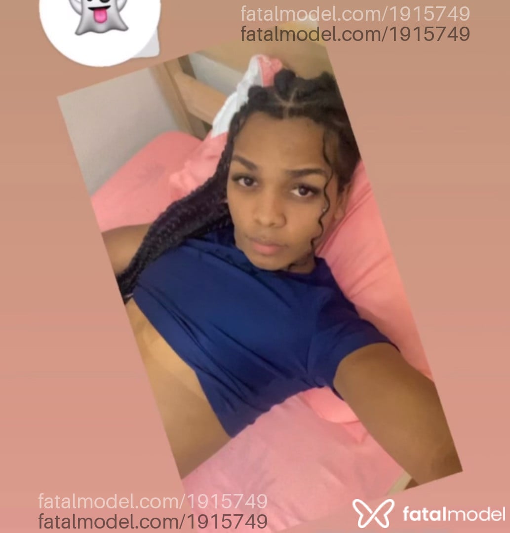 Acompanhante mulher trans morena (o) de olhos pretos em Virtual - Pedro
