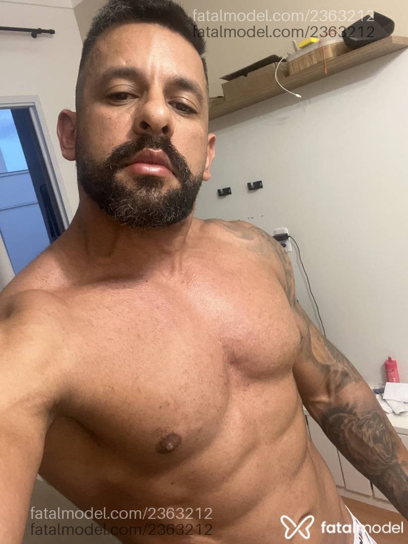 Acompanhante homem morena (o) de olhos castanhos - Marcelo Queiroz