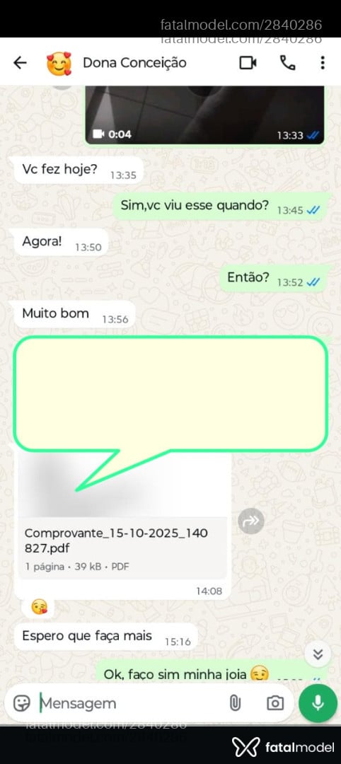 Acompanhante homem com cabelo grisalho de olhos castanhos em Belo Horizonte - Charles