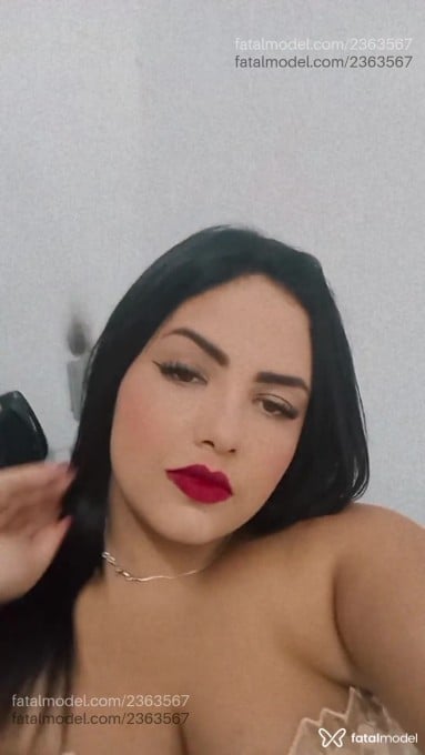 Acompanhante mulher com cabelo castanho de olhos mel em Brusque - Bruna