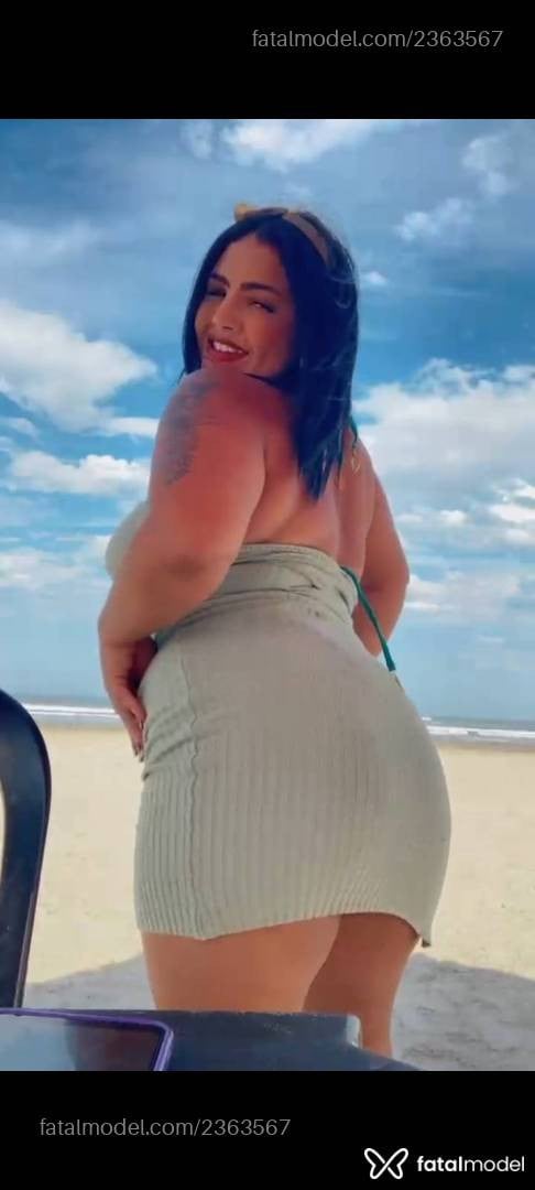 Acompanhante mulher com cabelo castanho de olhos mel - Bruna