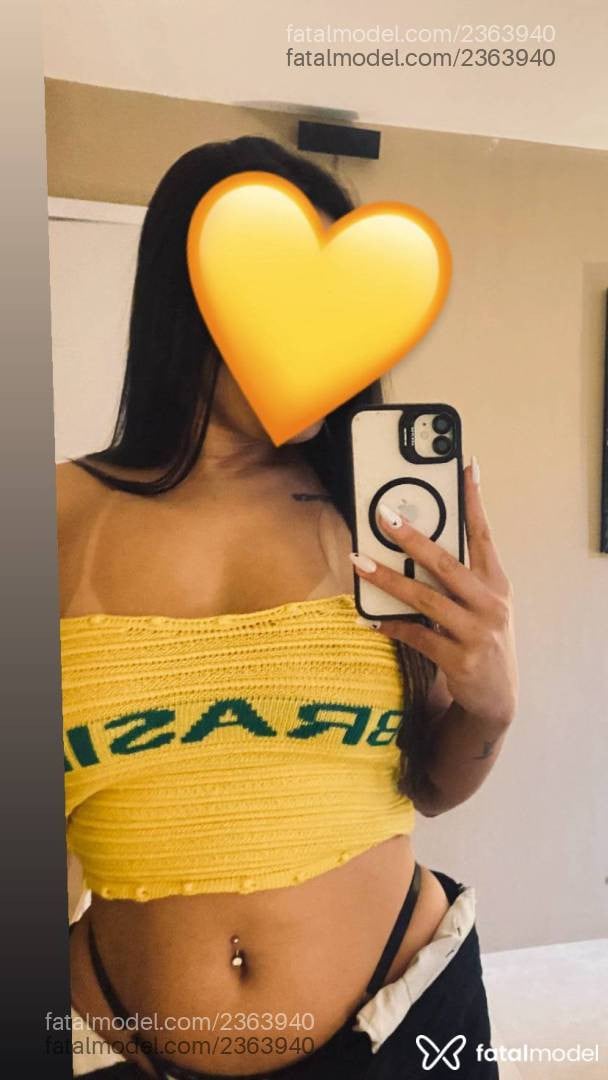Acompanhante mulher morena (o) de olhos pretos - Pietra Vasconcello