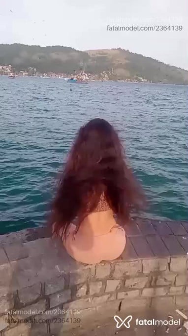 Acompanhante mulher com cabelo castanho de olhos castanhos em Angra dos Reis Acompanhante mulher com cabelo castanho de olhos castanhos em Angra dos Reis - Letícia Miranda