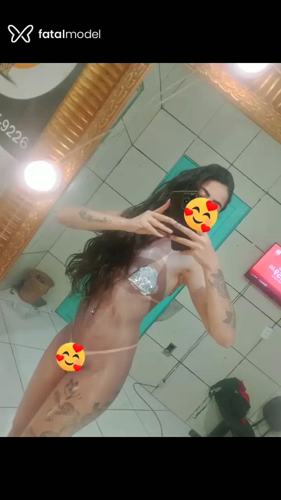 Acompanhante mulher com cabelo castanho de olhos castanhos - Letícia Miranda