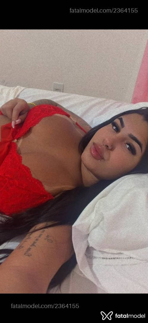 Acompanhante mulher morena (o) de olhos castanhos - Bia Lins