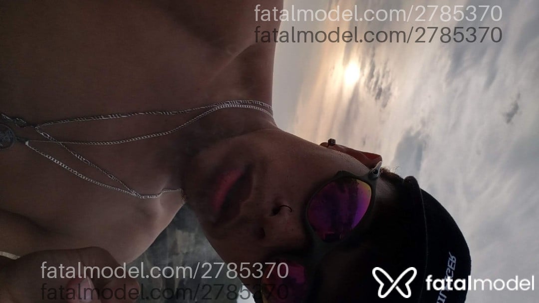 Acompanhante homem com cabelo castanho de olhos castanhos em São Paulo - Fellipe Guerreiro
