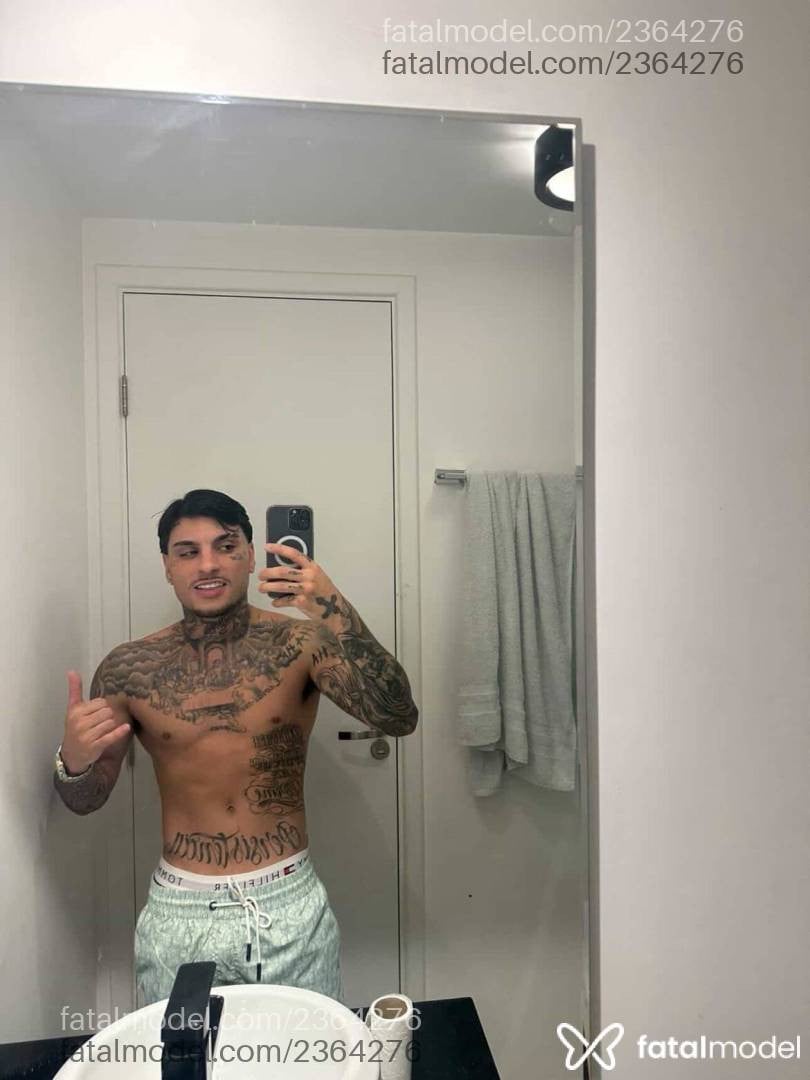 Acompanhante homem morena (o) de olhos castanhos em Porto Alegre - Kevin Zm