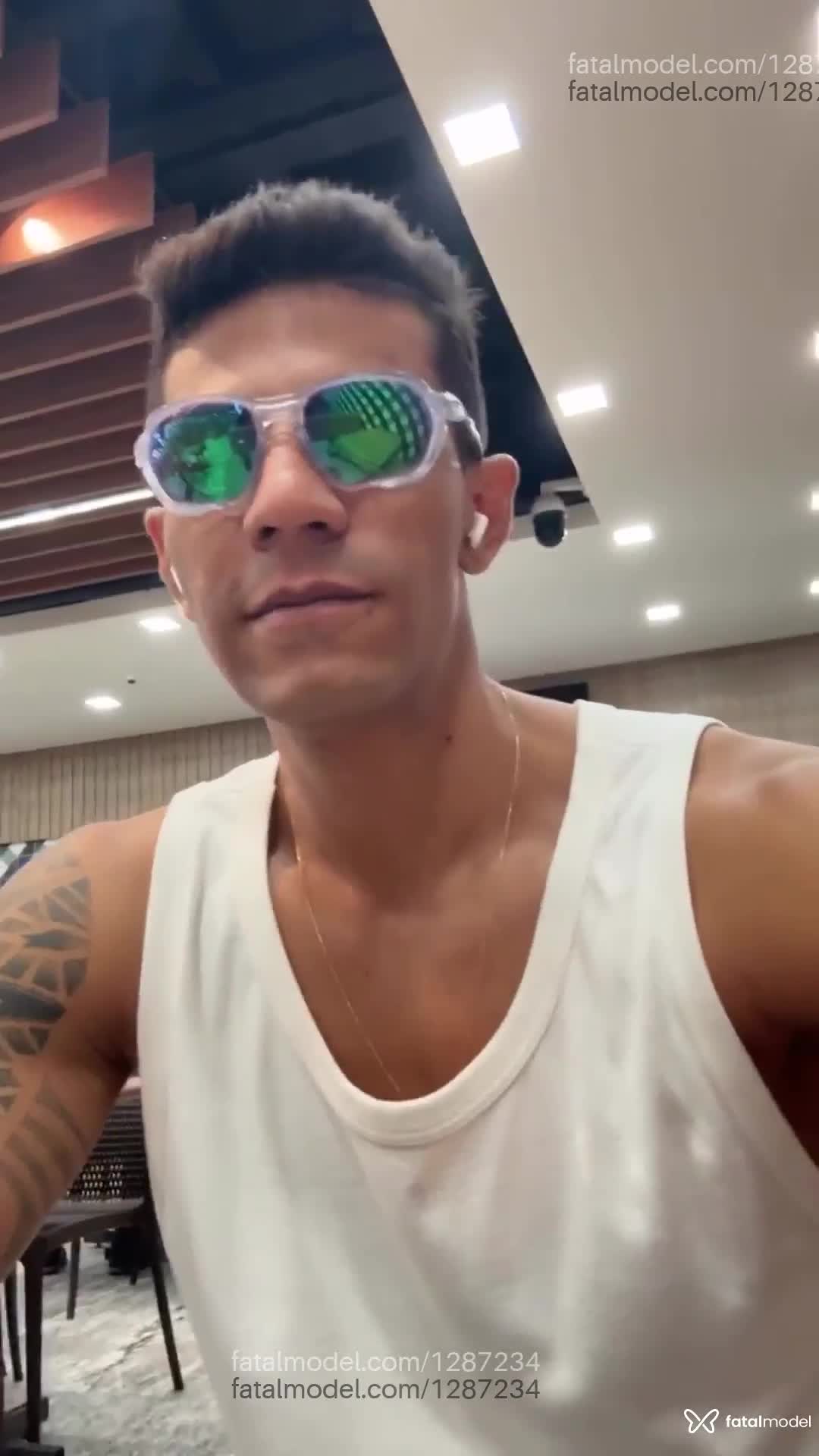 Acompanhante homem morena (o) de olhos castanhos em Fortaleza - Rafael Maldonado