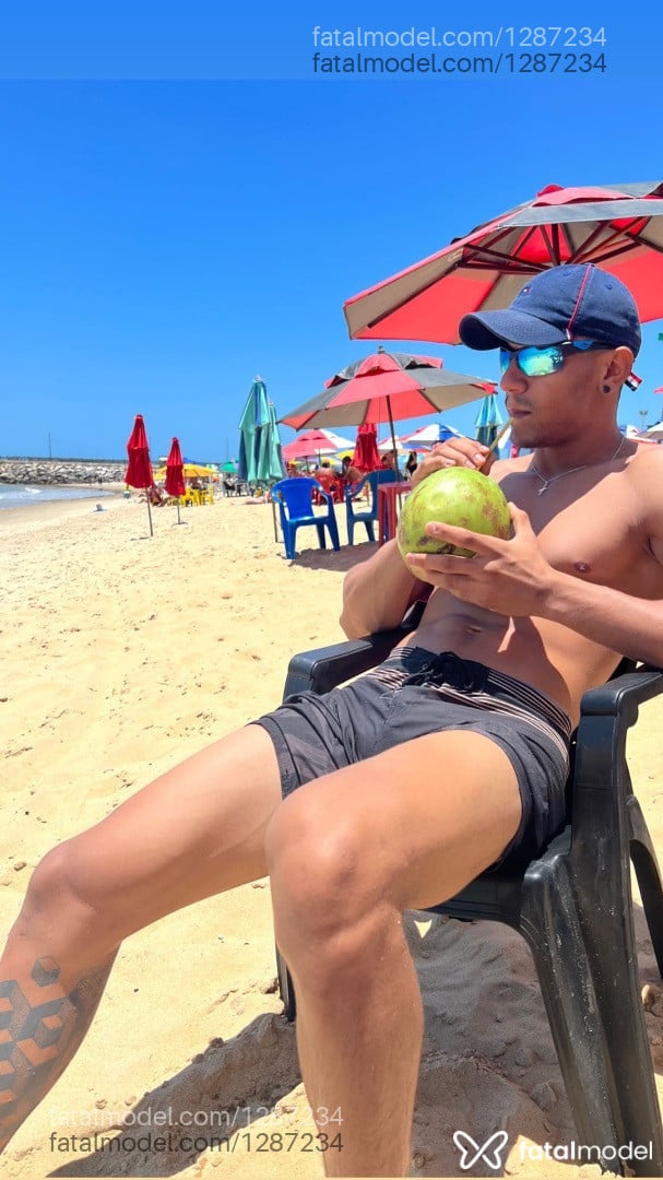 Acompanhante homem morena (o) de olhos castanhos em Fortaleza - Rafael Maldonado