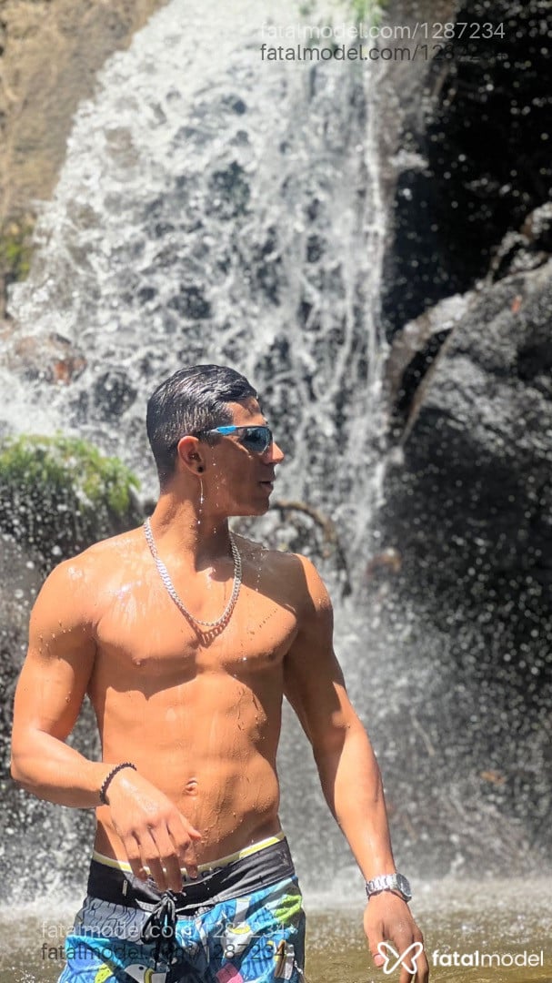 Acompanhante homem morena (o) de olhos castanhos em Fortaleza - Rafael Maldonado