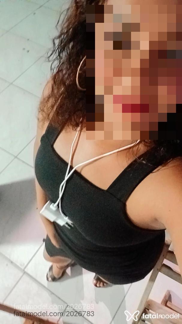 Acompanhante mulher com cabelo castanho de olhos castanhos - Perola Acompanhante mulher com cabelo castanho de olhos castanhos - Perola
