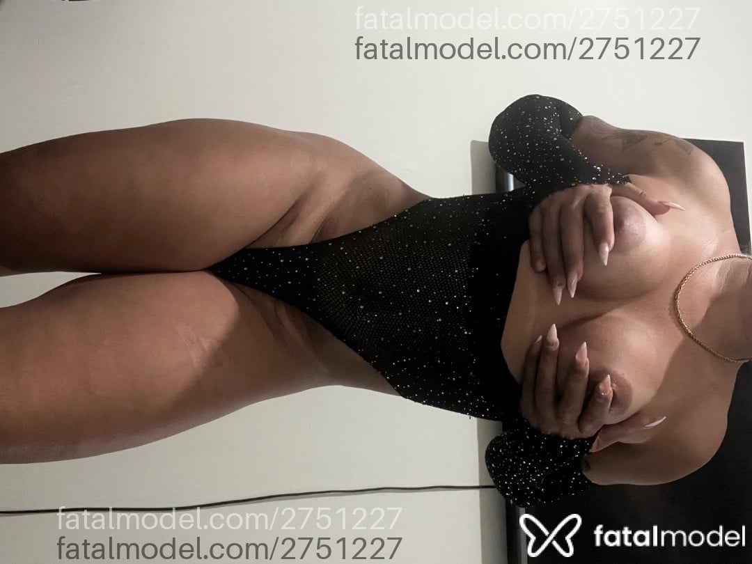 Acompanhante mulher loira (o) de olhos castanhos em Itaquaquecetuba - Maryana Miller