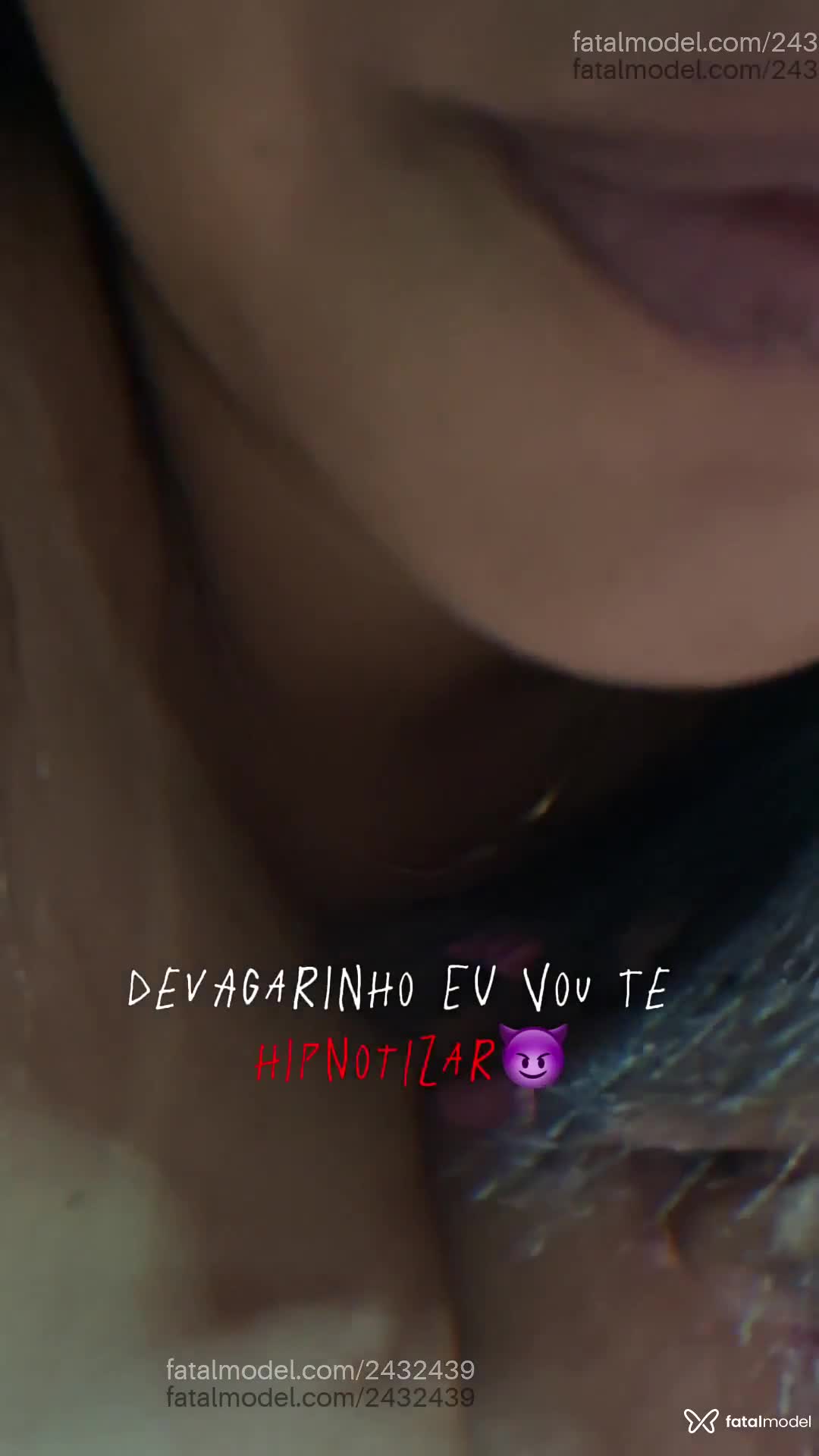 Acompanhante mulher morena (o) de olhos castanhos - Carine