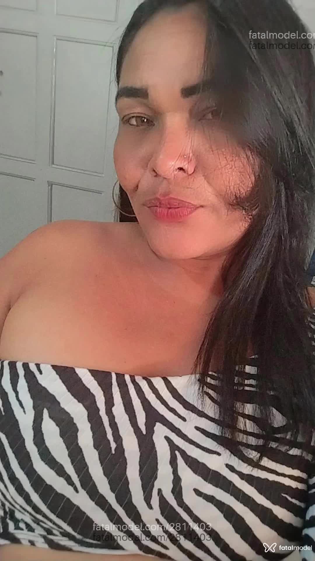 Acompanhante mulher morena (o) de olhos castanhos em Itabira Acompanhante mulher morena (o) de olhos castanhos em Itabira - Naty Baiaana