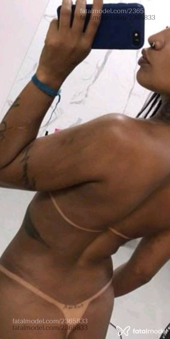 Acompanhante mulher morena (o) de olhos pretos em Porto Alegre Acompanhante mulher morena (o) de olhos pretos em Porto Alegre - Patysafadinha