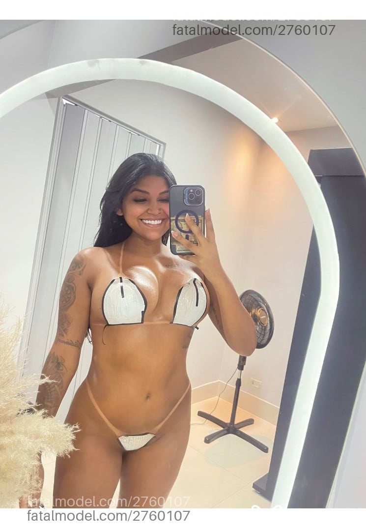 Acompanhante mulher morena (o) de olhos pretos em Praia Grande - Wendyy