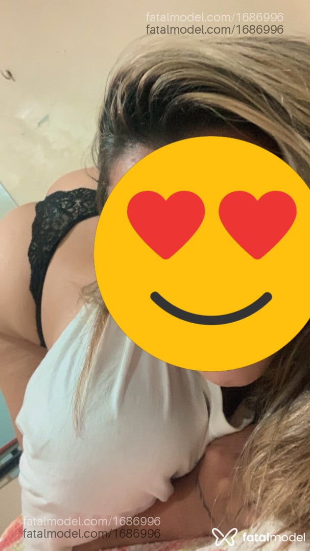 Acompanhante mulher loira (o) de olhos mel em São Paulo Acompanhante mulher loira (o) de olhos mel em São Paulo - Ana Clara