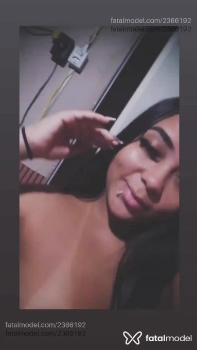 Acompanhante mulher morena (o) de olhos pretos em Petrópolis - Suzi