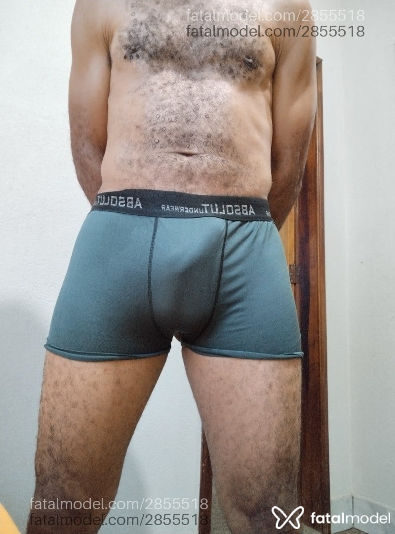 Acompanhante homem com cabelo castanho de olhos castanhos em Chapadão do Céu Acompanhante homem com cabelo castanho de olhos castanhos em Chapadão do Céu - Dantr