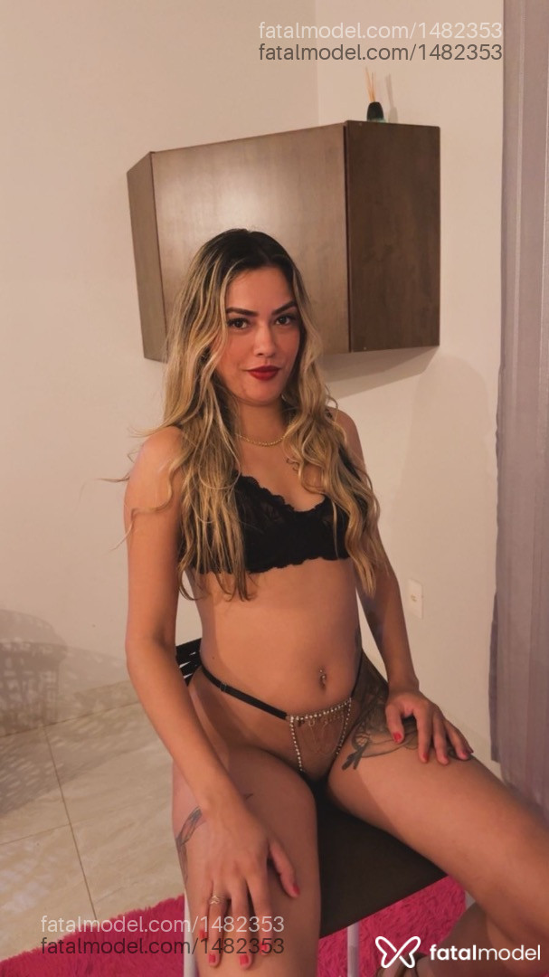 Acompanhante mulher loira (o) de olhos castanhos em São Gabriel do Oeste Acompanhante mulher loira (o) de olhos castanhos em São Gabriel do Oeste - Jade