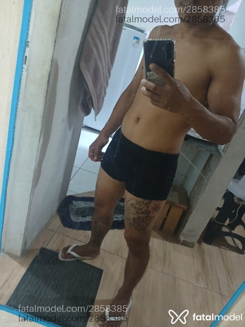 Acompanhante homem morena (o) de olhos pretos em Fortaleza - Rodrigo