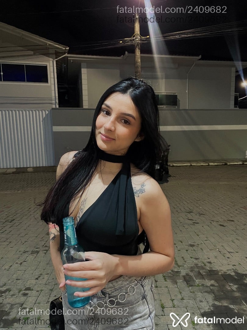 Acompanhante mulher morena (o) de olhos castanhos - Eduarda Vedoi