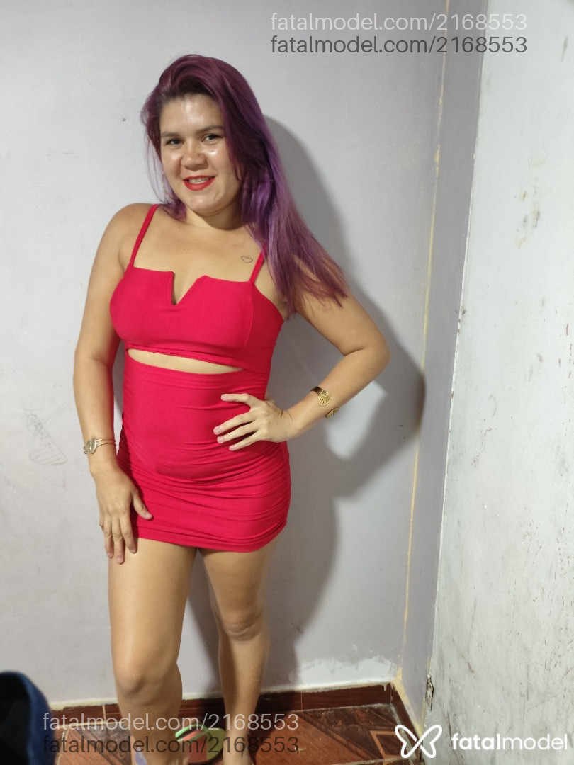 Acompanhante mulher com cabelo colorido de olhos castanhos - Jhenny Sousa Acompanhante mulher com cabelo colorido de olhos castanhos - Jhenny Sousa
