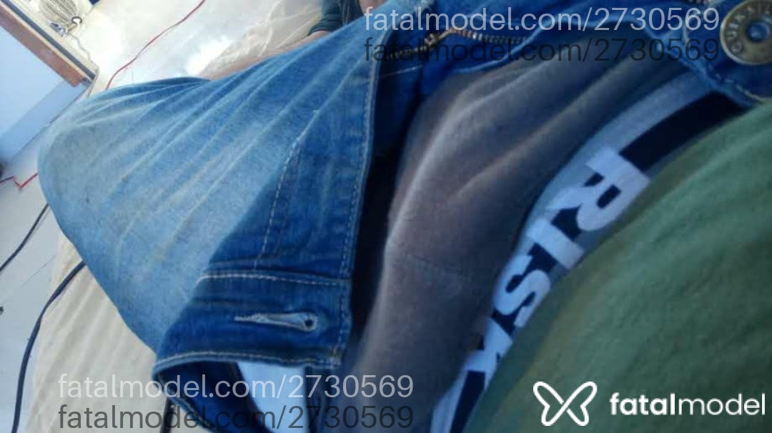 Acompanhante homem morena (o) de olhos pretos em Dourados Acompanhante homem morena (o) de olhos pretos em Dourados - Gordinhosaliente