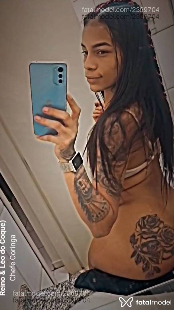 Acompanhante mulher morena (o) de olhos pretos - Taynazinha