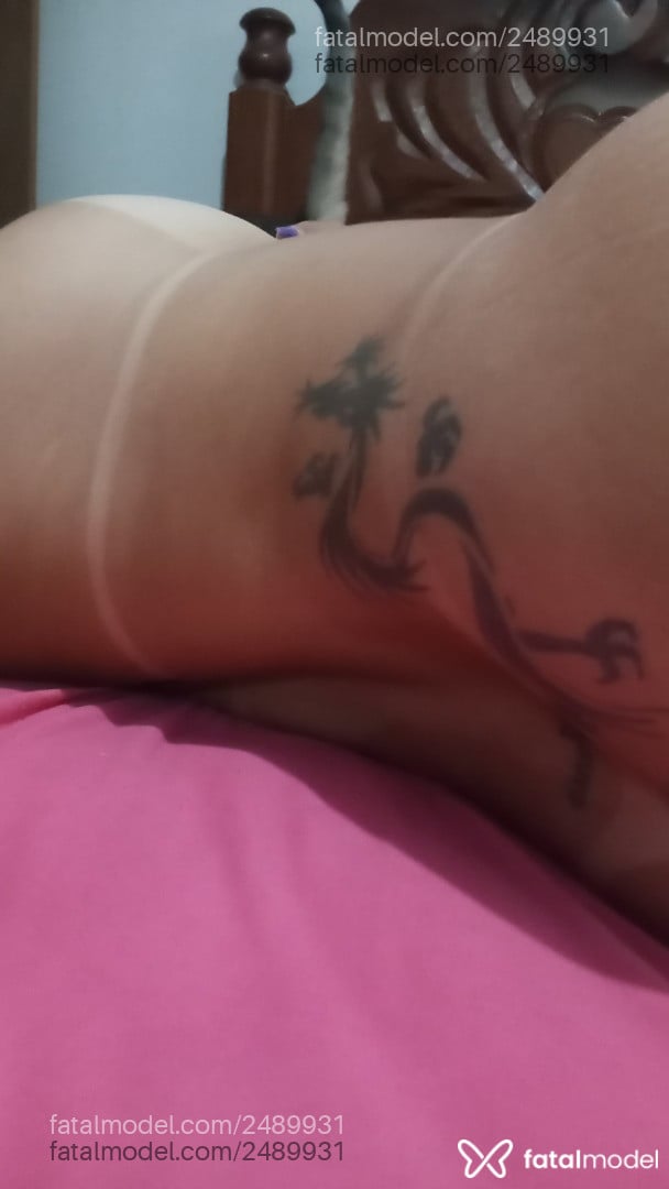 Acompanhante mulher loira (o) de olhos azuis em Aparecida de Goiânia - Vivizinha