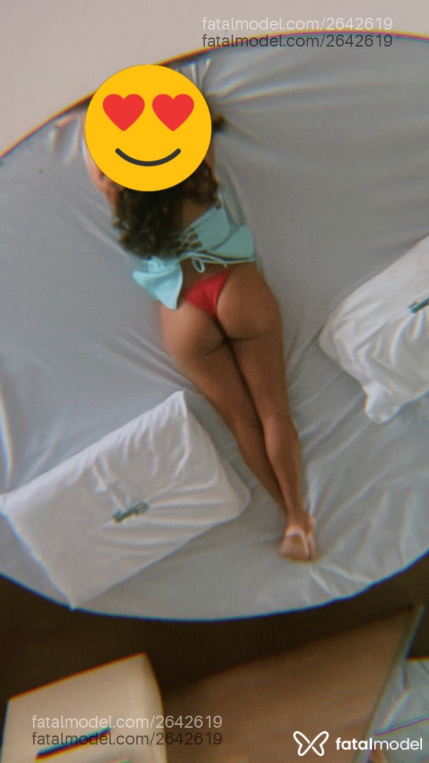 Acompanhante mulher com cabelo castanho de olhos castanhos em João Pessoa Acompanhante mulher com cabelo castanho de olhos castanhos em João Pessoa - Mariana