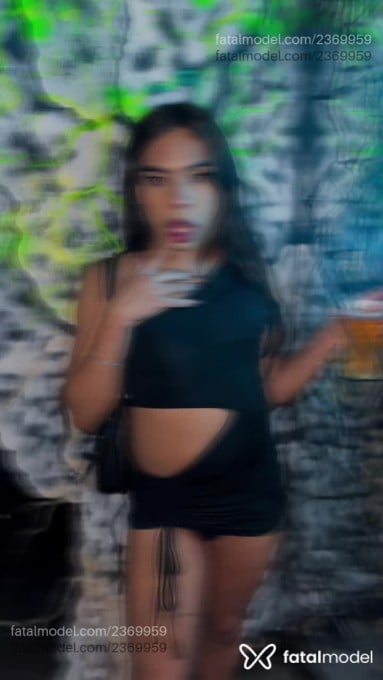 Acompanhante mulher trans com cabelo castanho de olhos castanhos em Caçapava - Vic