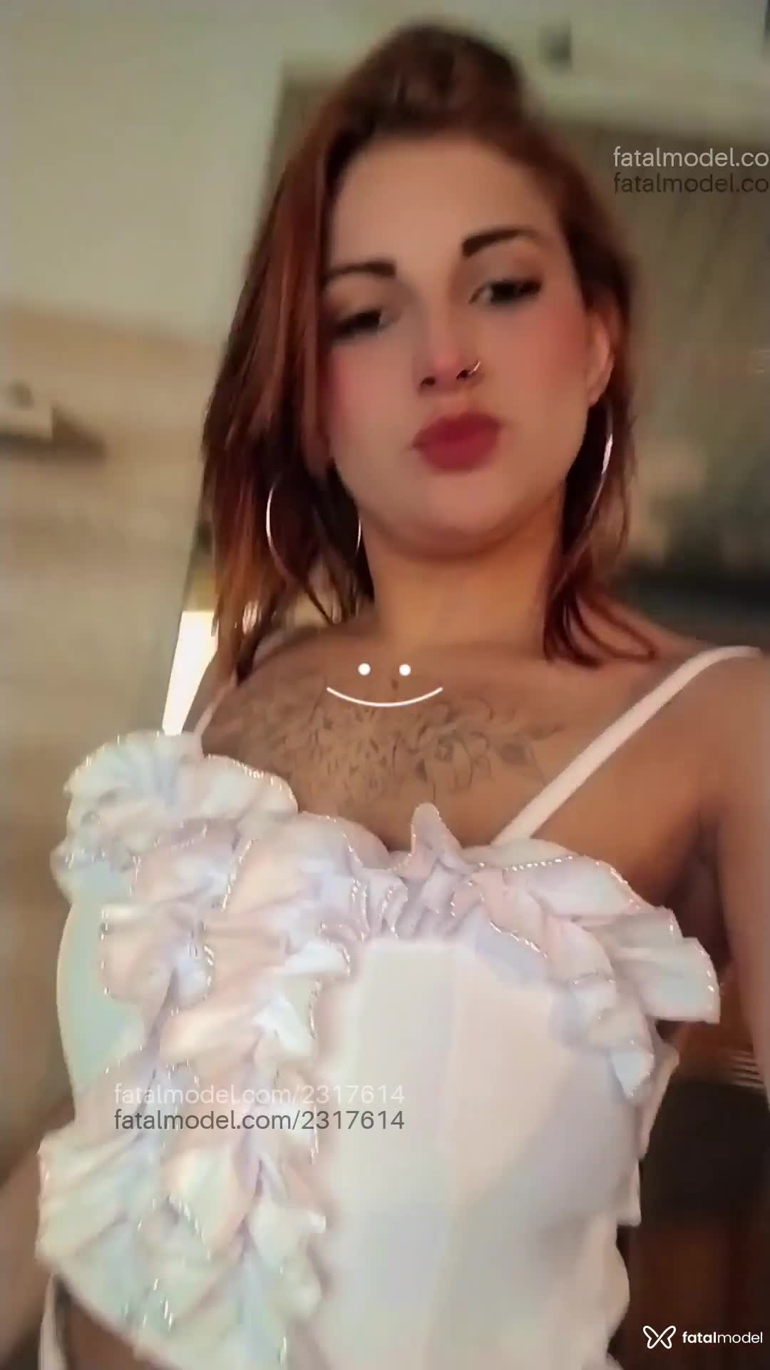 Acompanhante mulher ruiva (o) de olhos castanhos em Guarapuava Acompanhante mulher ruiva (o) de olhos castanhos em Guarapuava - Ayla Martinelly