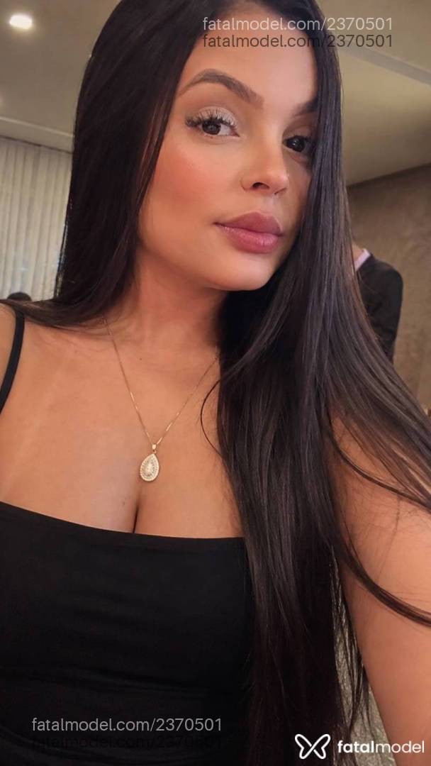 Acompanhante mulher morena (o) de olhos mel - Loren Silva