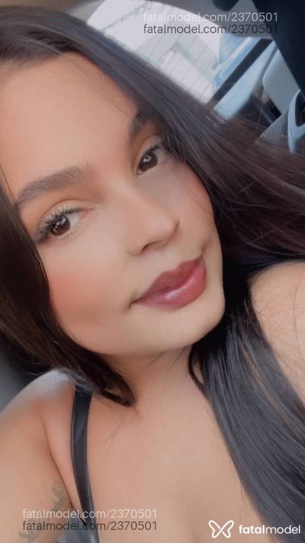 Acompanhante mulher morena (o) de olhos mel - Loren Silva