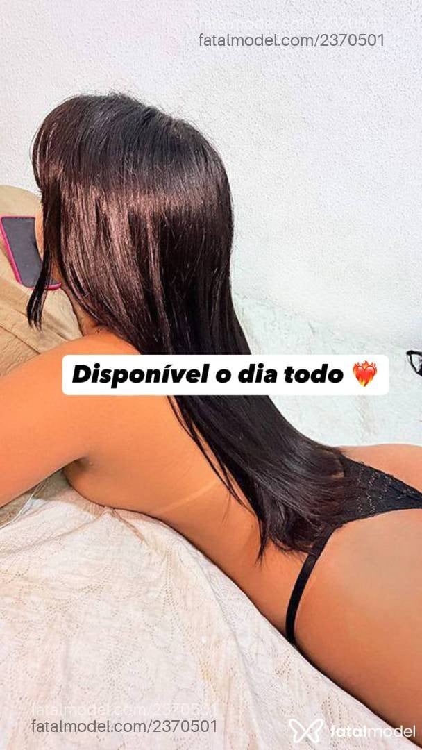Acompanhante mulher morena (o) de olhos mel - Loren Silva
