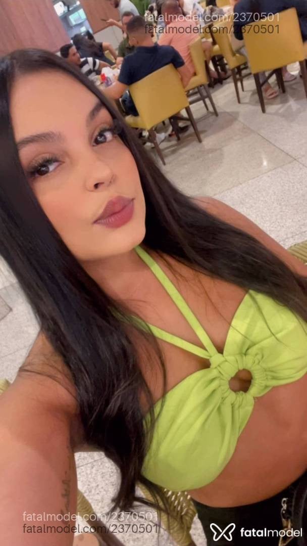 Acompanhante mulher morena (o) de olhos mel - Loren Silva