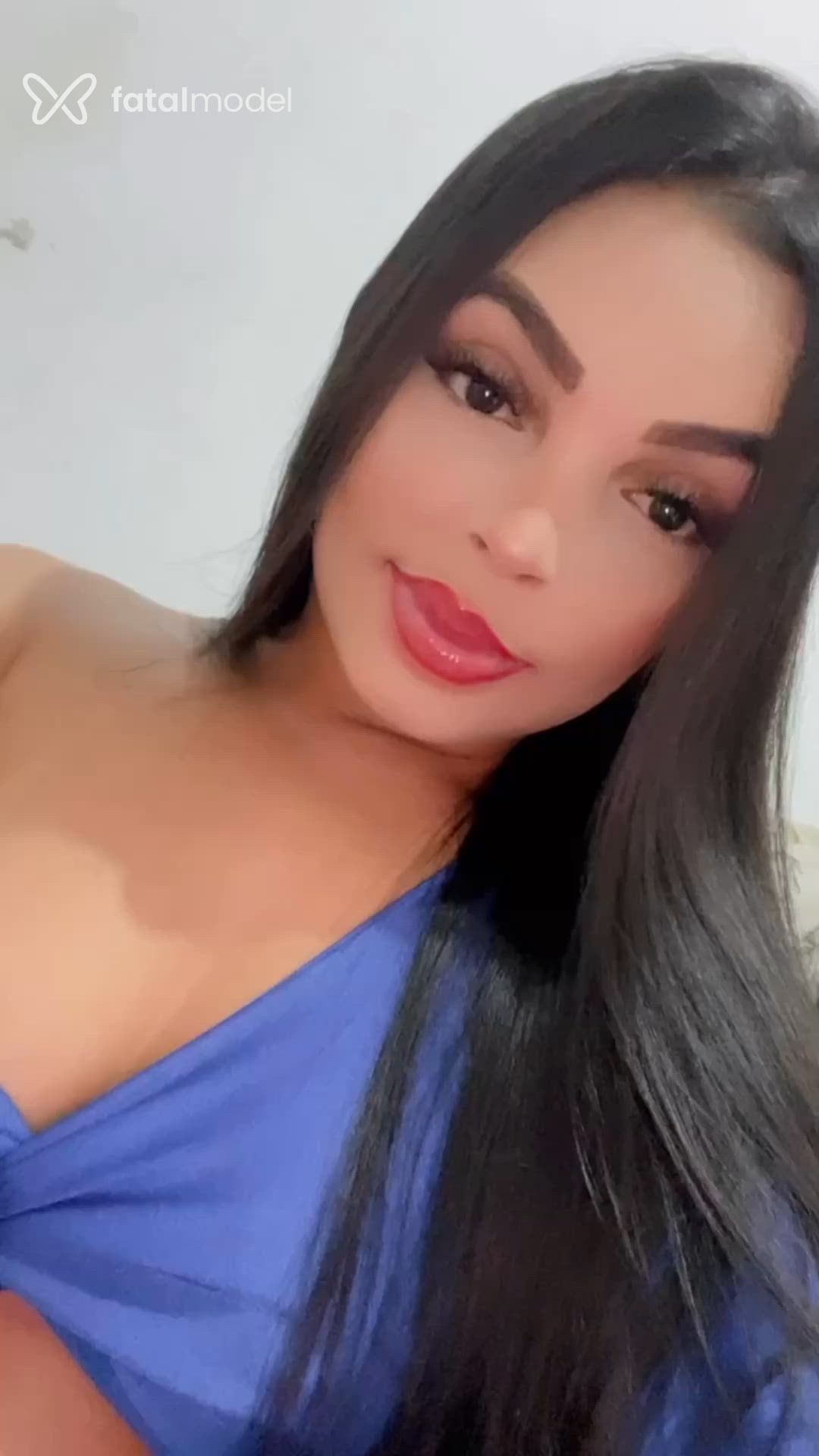 Acompanhante mulher morena (o) de olhos mel - Loren Silva