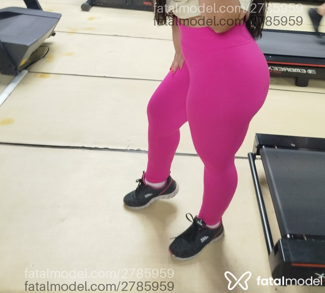 Acompanhante mulher morena (o) de olhos pretos em Virtual - Book Rosa