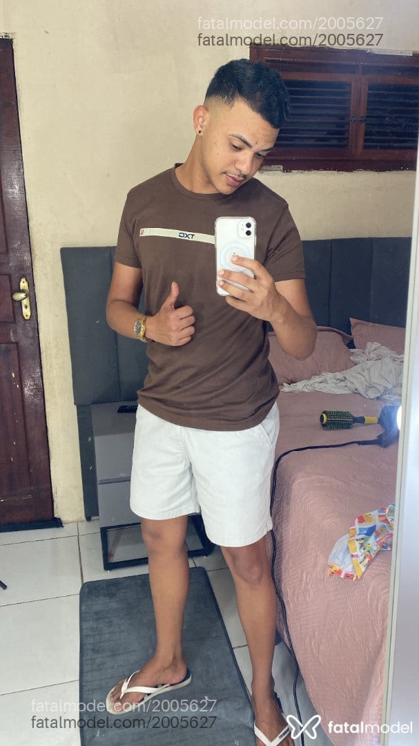 Acompanhante homem morena (o) de olhos pretos em Fortaleza - Pedro