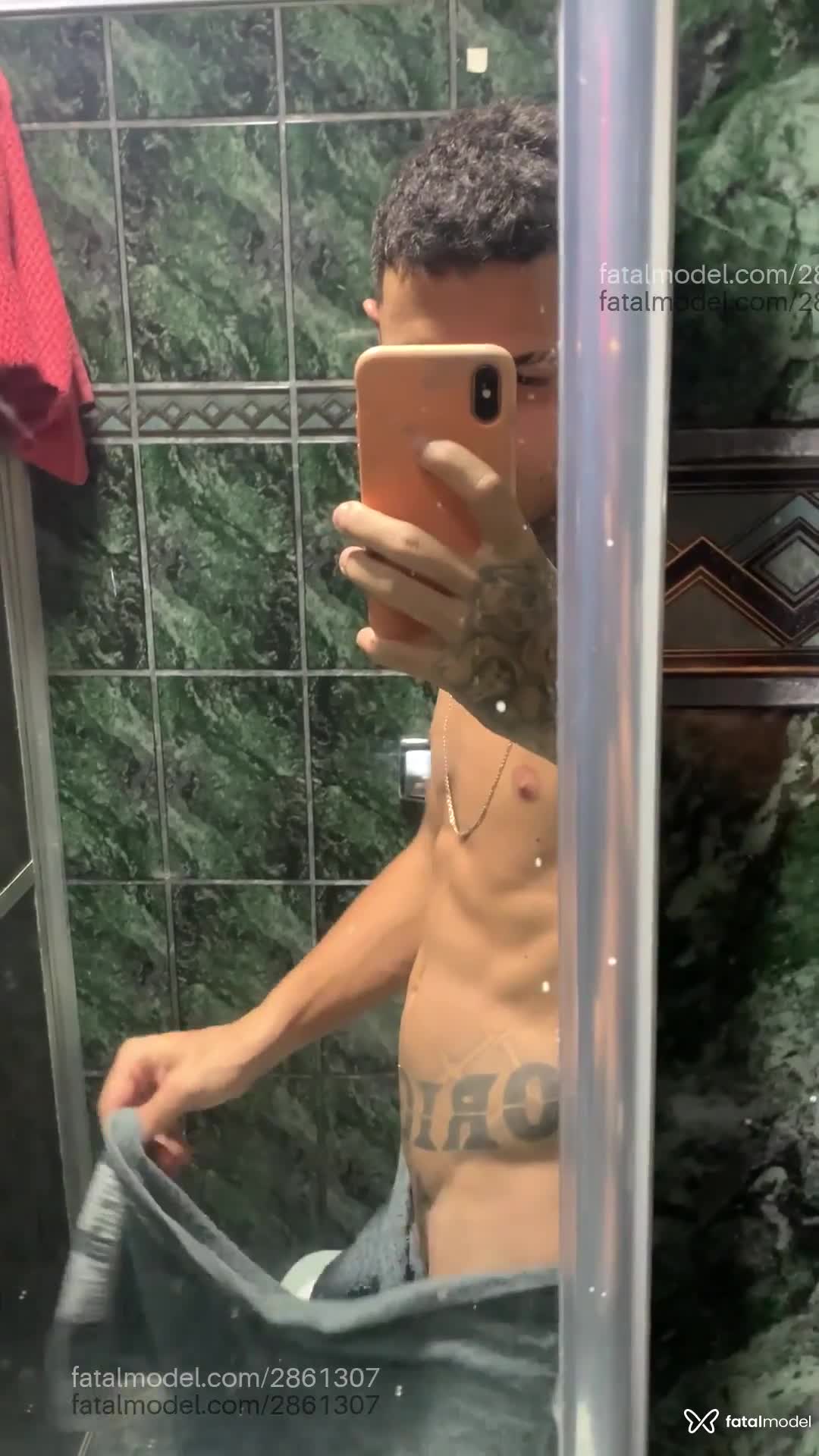 Acompanhante homem morena (o) de olhos castanhos em Virtual - Tatuadinho Maldoso