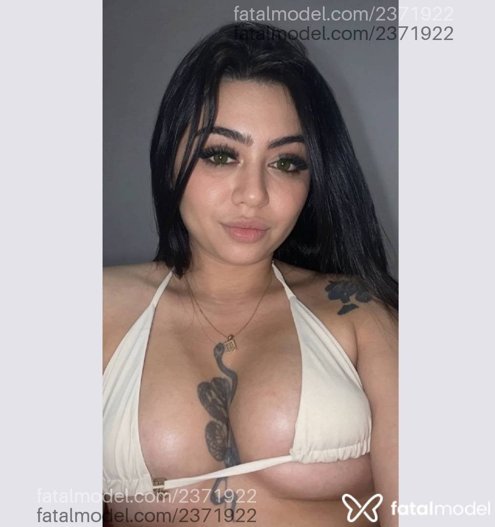 Acompanhante mulher morena (o) de olhos verdes - Nicolly