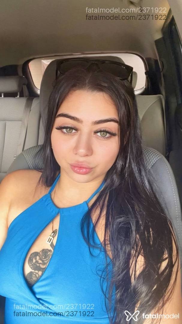 Acompanhante mulher morena (o) de olhos verdes - Nicolly